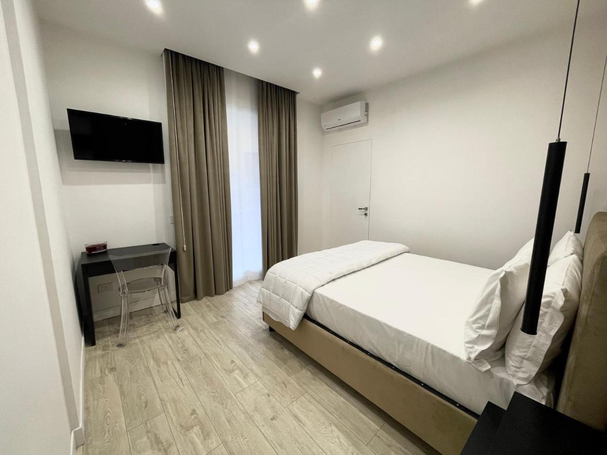 Aroma Apartment And B&B, Maschio Angioino Наполи Екстериор снимка
