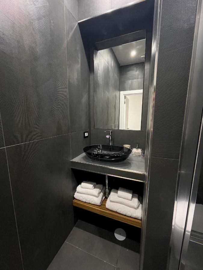 Aroma Apartment And B&B, Maschio Angioino Наполи Екстериор снимка