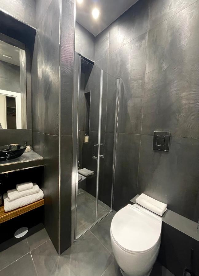 Aroma Apartment And B&B, Maschio Angioino Наполи Екстериор снимка