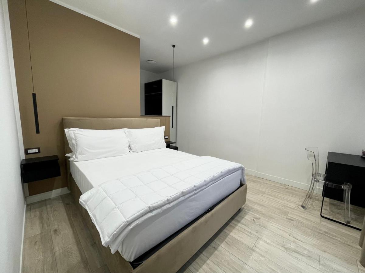 Aroma Apartment And B&B, Maschio Angioino Наполи Екстериор снимка